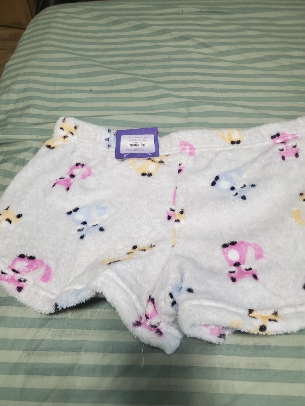 Plush Animal Print White Cozy Shorts Ella Medium Nwt.